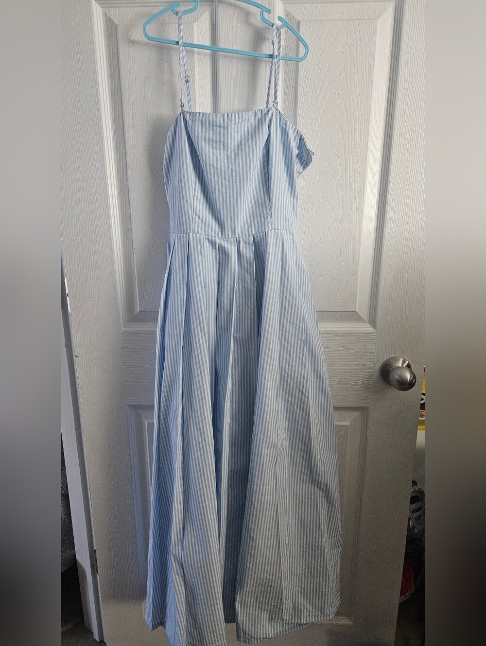 Sz 0 Light Blue and White Striped Bandeau Dress * Missing Belt